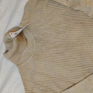 Knit turtle neck sweater